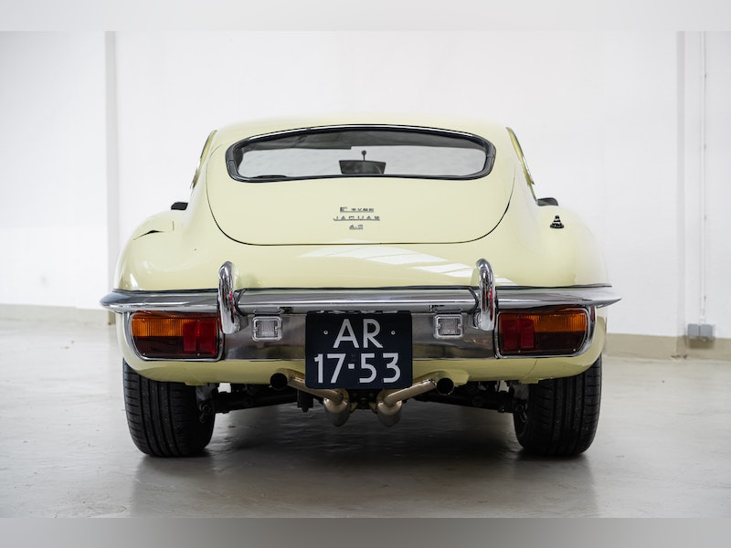 1970-jaguar-e-type-s11-coupe-fhc-638e0b1d81528
